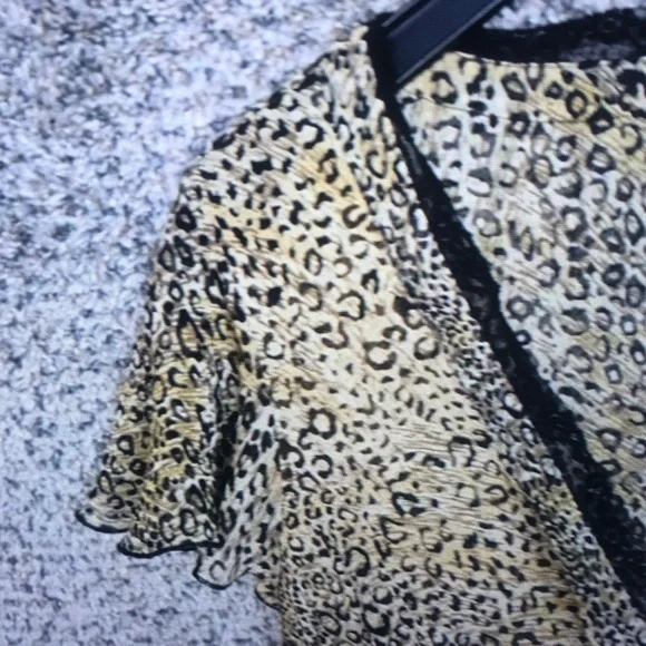 Lane Bryant Yellow Leopard Print Surplice Top with Black Trim - Picture 3 of 7